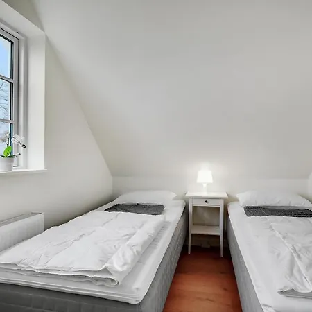 Ferienhaus 6 Bedroom Cozy In *