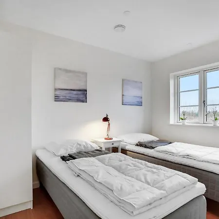 6 Bedroom Cozy In * Grindsted