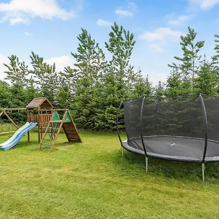 Holiday home 6 Bedroom Cozy In
