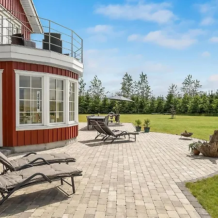 6 Bedroom Cozy In * Grindsted