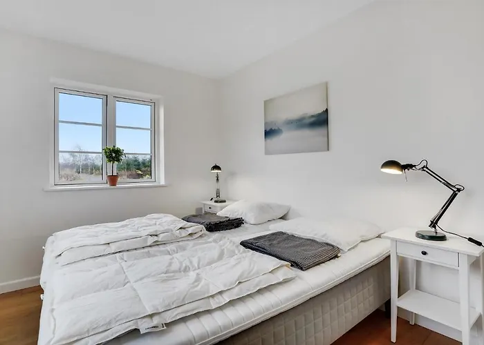 6 Bedroom Cozy In *