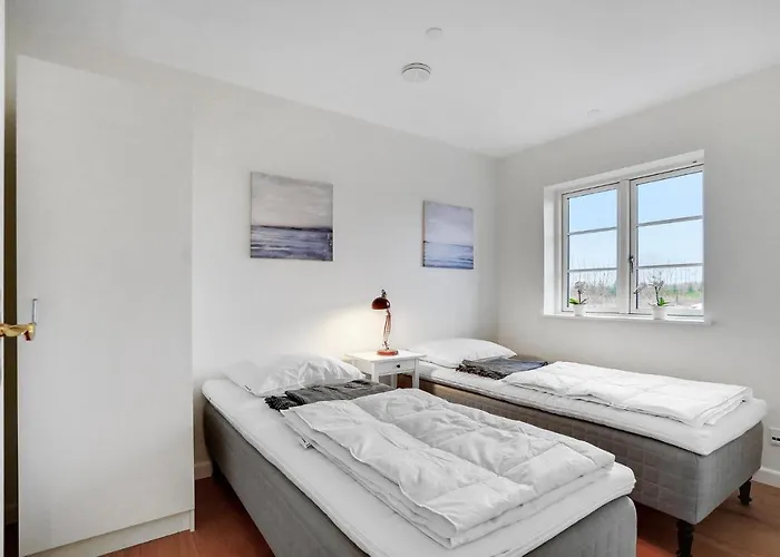 6 Bedroom Cozy In * Grindsted