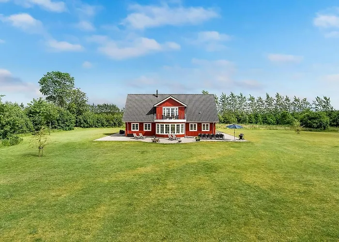 6 Bedroom Cozy In Casa vacanze